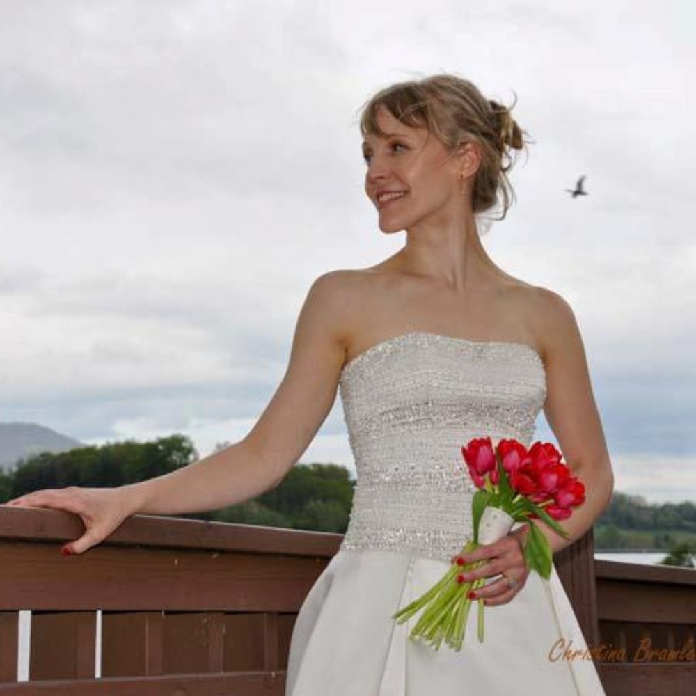 Strapless vintage style Wedding Gown Size 2/4